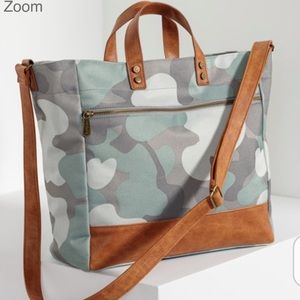 Thirty-one Soft Camo Step Up Tote NWT